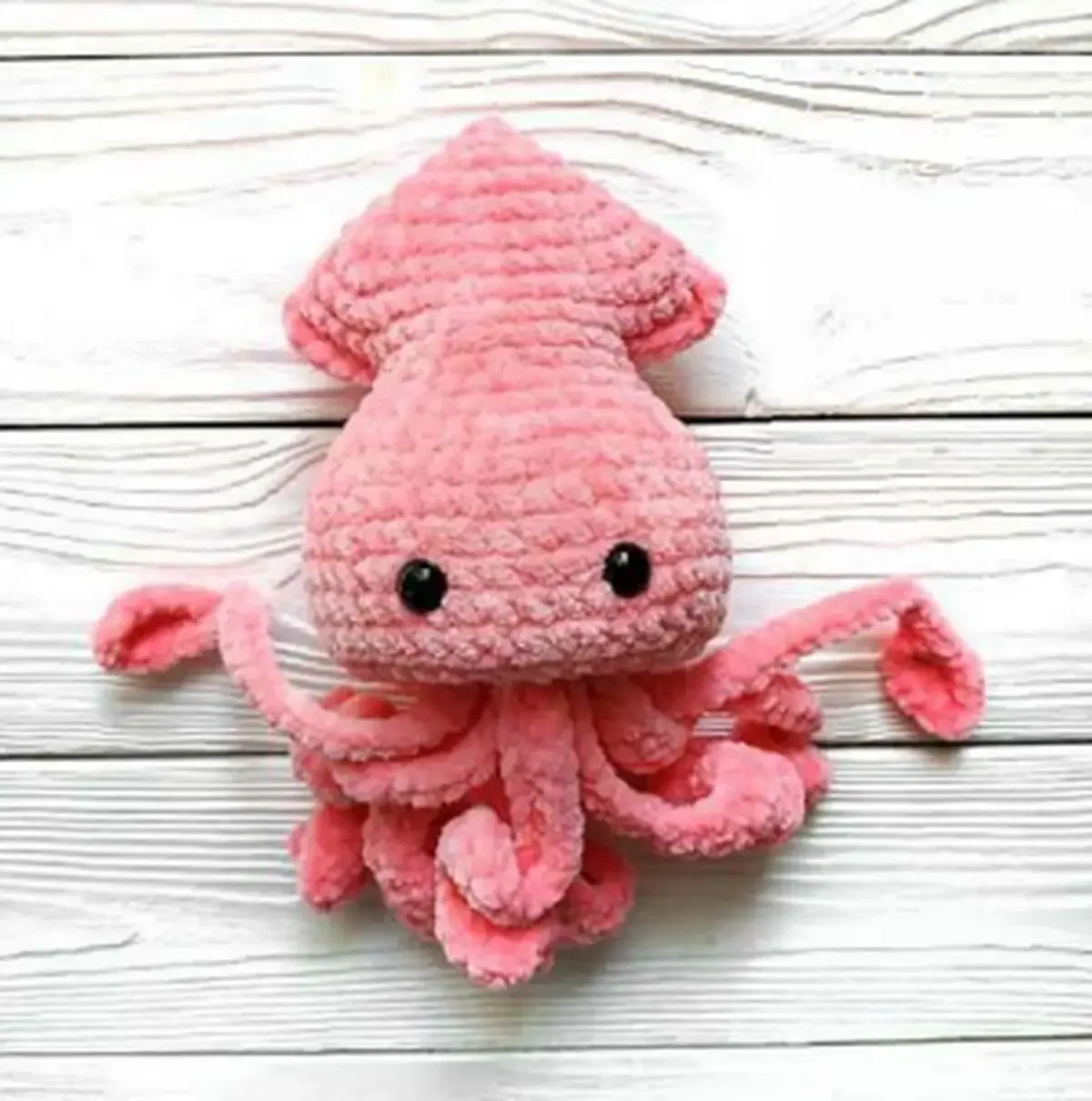 Adorable Squid Amigurumi Crochet Pattern for Beginners
