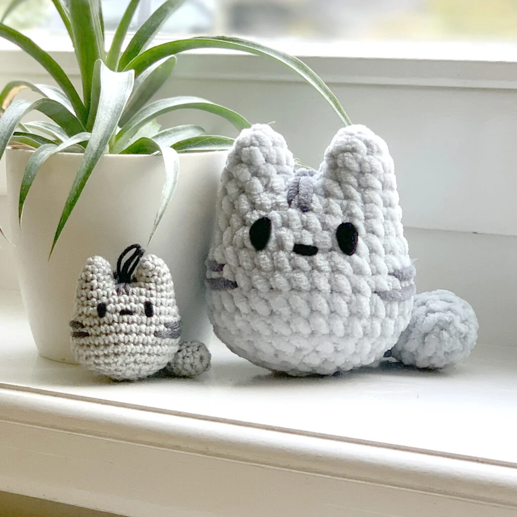 Charming Cat Amigurumi Crochet Pattern